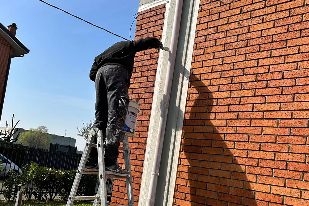 servizio verniciatura grondaie milano